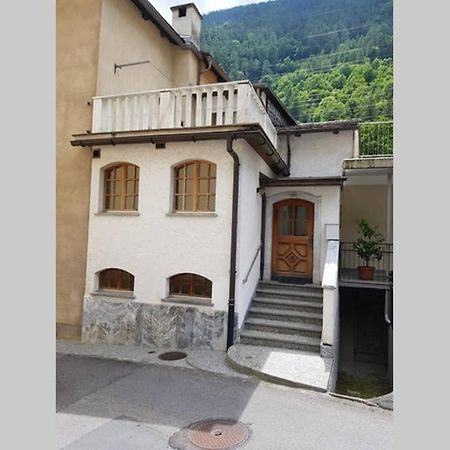 Bezauberndes Haus Fuer Erholsame Ferien Im Puschlav Villa Campascio Екстериор снимка